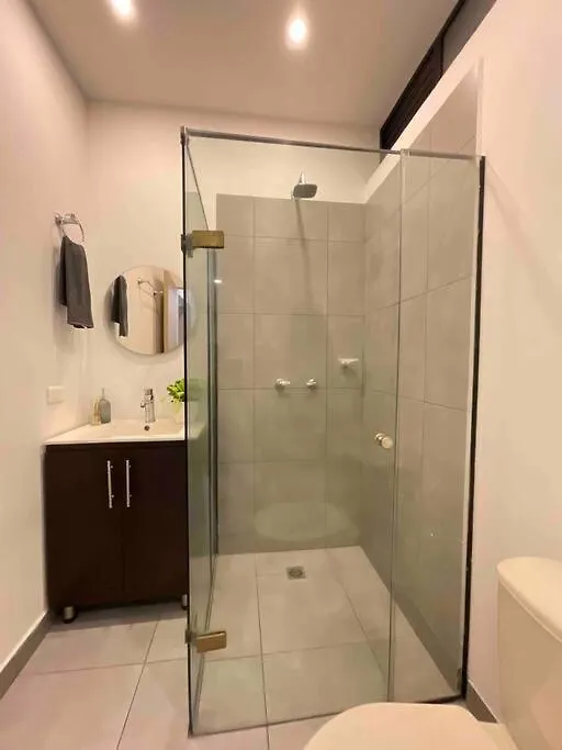 Apartamento Cerca De Todo En Medellin Lägenhet